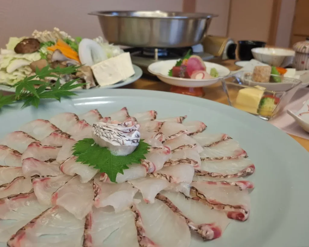 本郷クラブ 鯛しゃぶ写真2