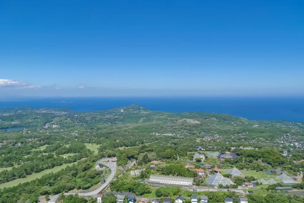 伊豆高原大室山からの眺め