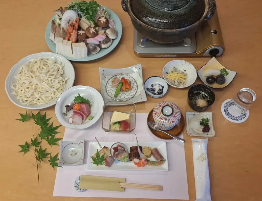 本郷クラブ うどんすき写真2